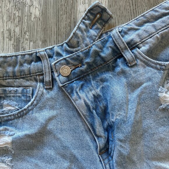 Vervet Blue Women's denim shorts (S) - Picture 3 of 3